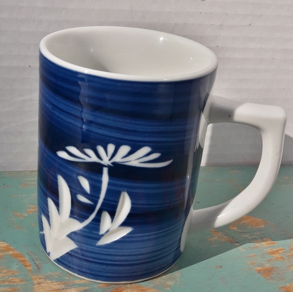 Teacup Blue 3 dimensional Design Flower Tree or mushroom Japan - Picture 7 of 9